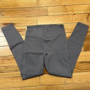 Light Purple Fabletics Leggings • MEDIUM